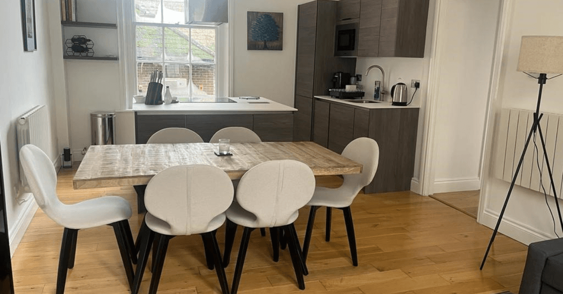 Comment aménager l'espace repas dans la cuisine?
